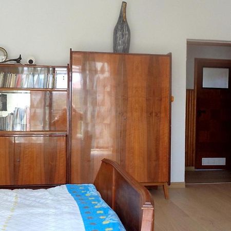 Dwupokojowe Mieszkanie Z Balkonem เอากุสตูฟ ภายนอก รูปภาพ